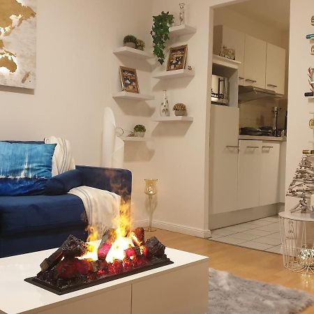 Gemuetlich U. Modern, Balkon,Pp,Strand,Delongi,Heimkino! Apartment กลึคส์บวร์ก ภายนอก รูปภาพ
