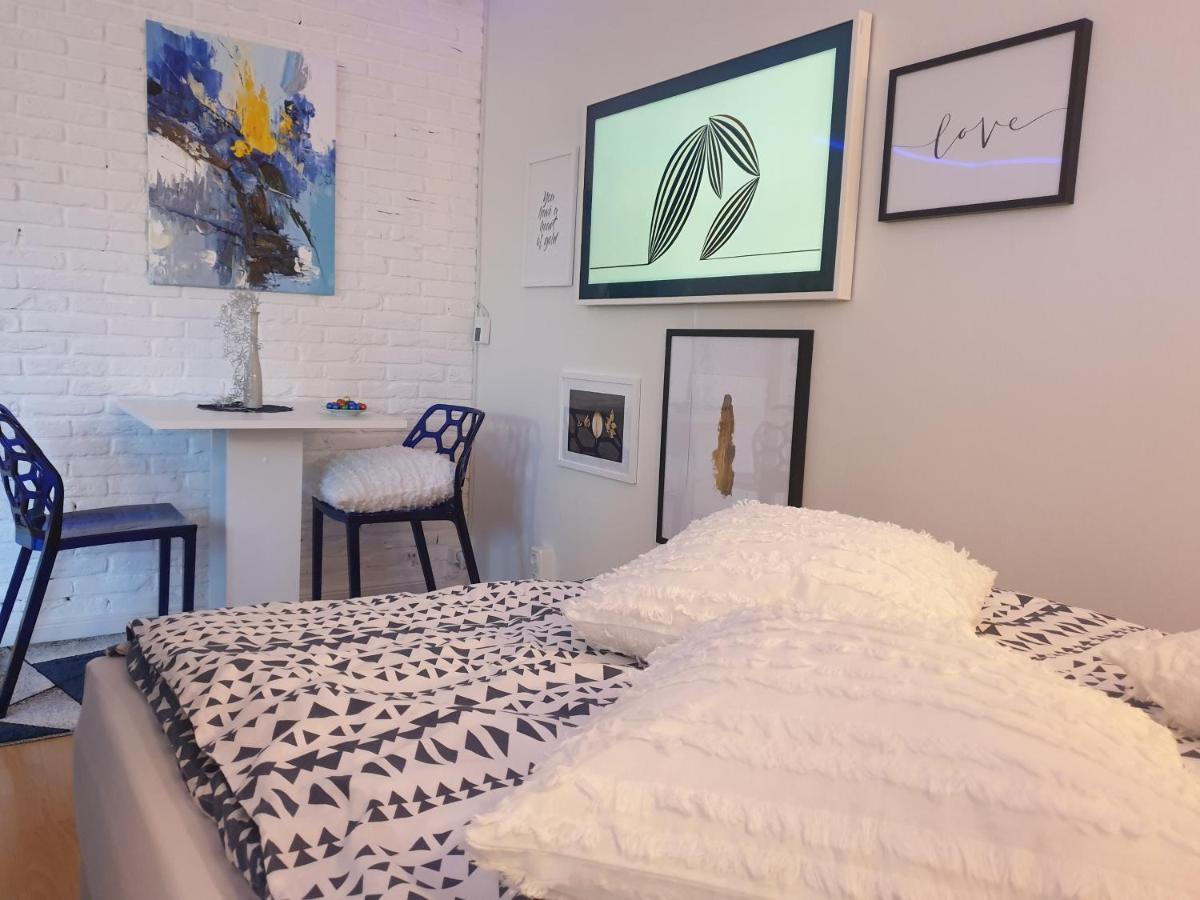 Gemuetlich U. Modern, Balkon,Pp,Strand,Delongi,Heimkino! Apartment กลึคส์บวร์ก ภายนอก รูปภาพ