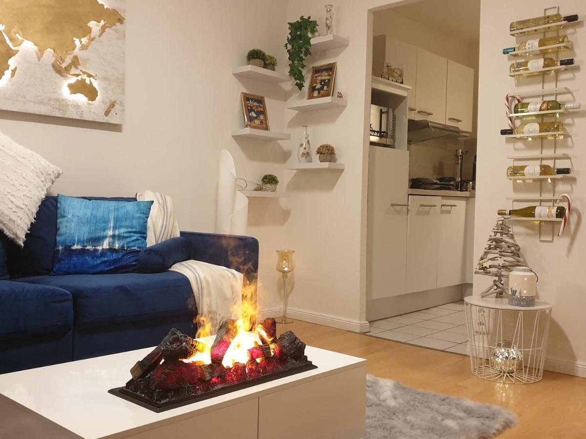 Gemuetlich U. Modern, Balkon,Pp,Strand,Delongi,Heimkino! Apartment กลึคส์บวร์ก ภายนอก รูปภาพ