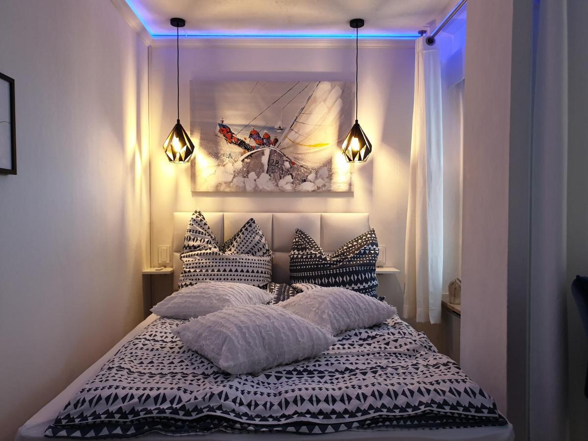 Gemuetlich U. Modern, Balkon,Pp,Strand,Delongi,Heimkino! Apartment กลึคส์บวร์ก ภายนอก รูปภาพ